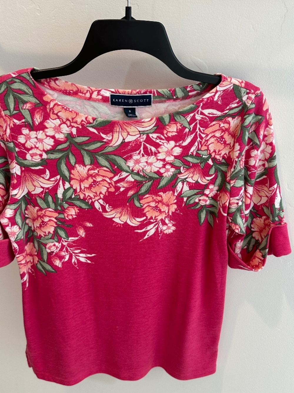 Karen Scott Short Sleeve Pink Top Size Small